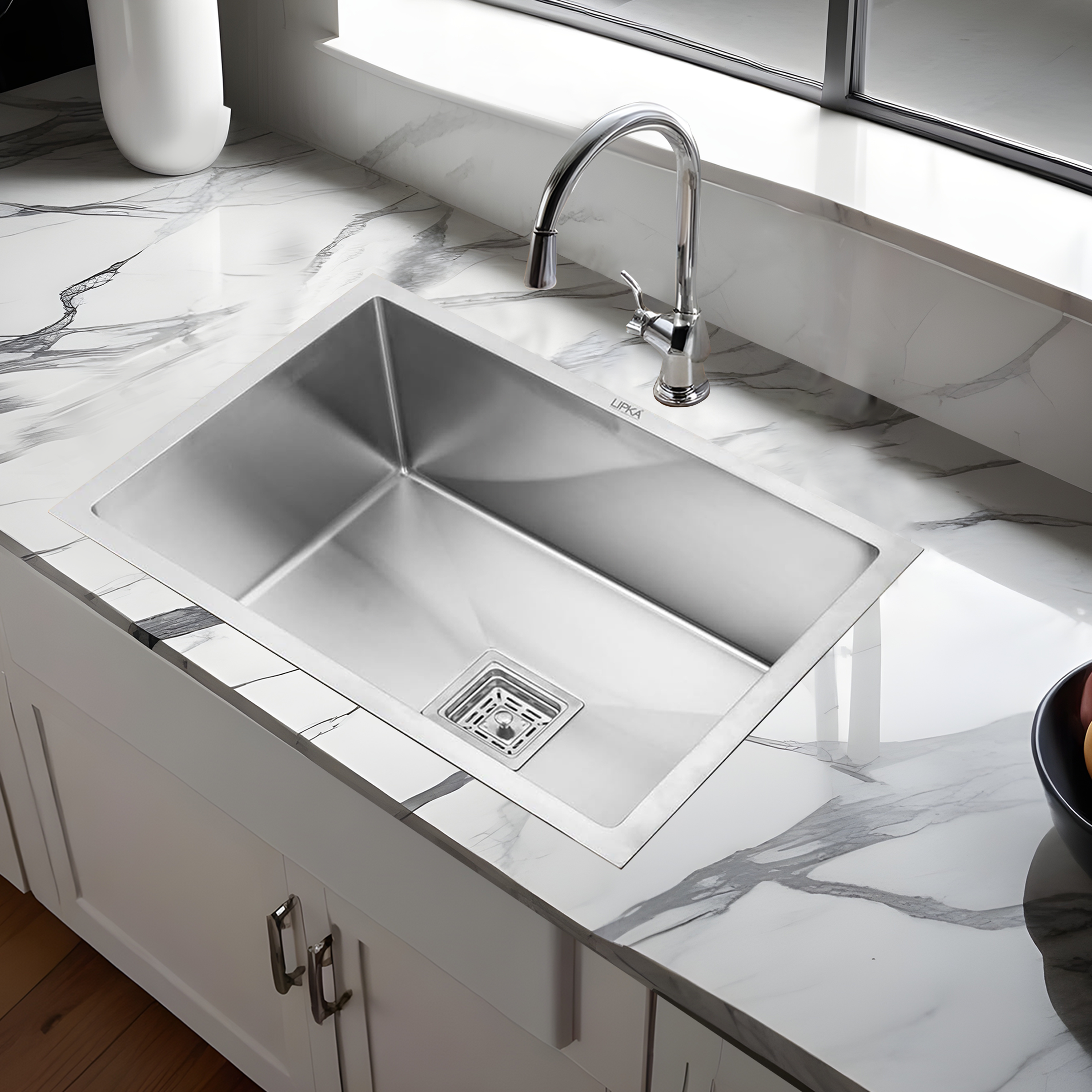 Handmade Single Bowl Kitchen Sink (24 x 18 x 10 Inches) LIPKA