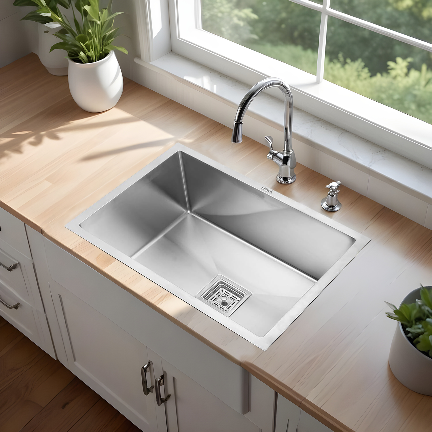 Handmade Single Bowl Kitchen Sink (20 x 17 x 9 Inches) - LIPKA