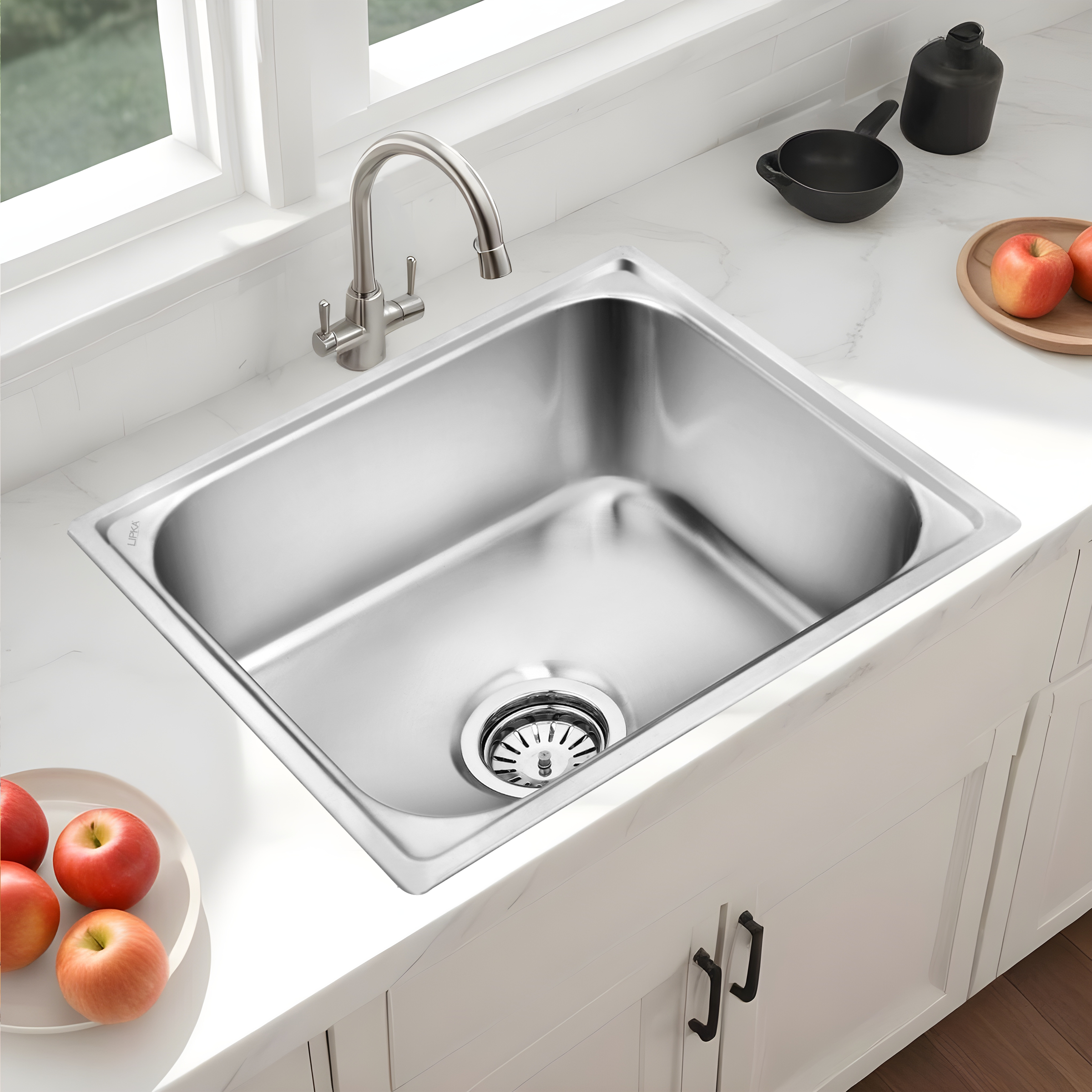 Square Single Bowl 304-Grade Kitchen Sink (24 x 18 x 9 Inches) lifestyle