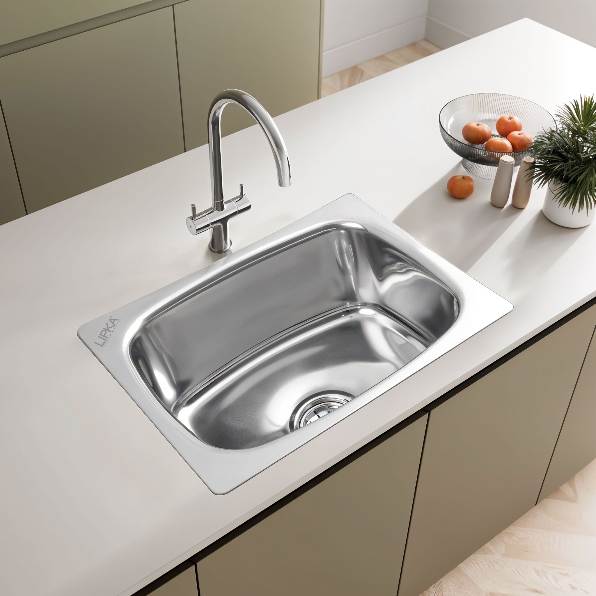 Round Single Bowl Kitchen Sink (18 x 16 x 8 Inches) - LIPKA