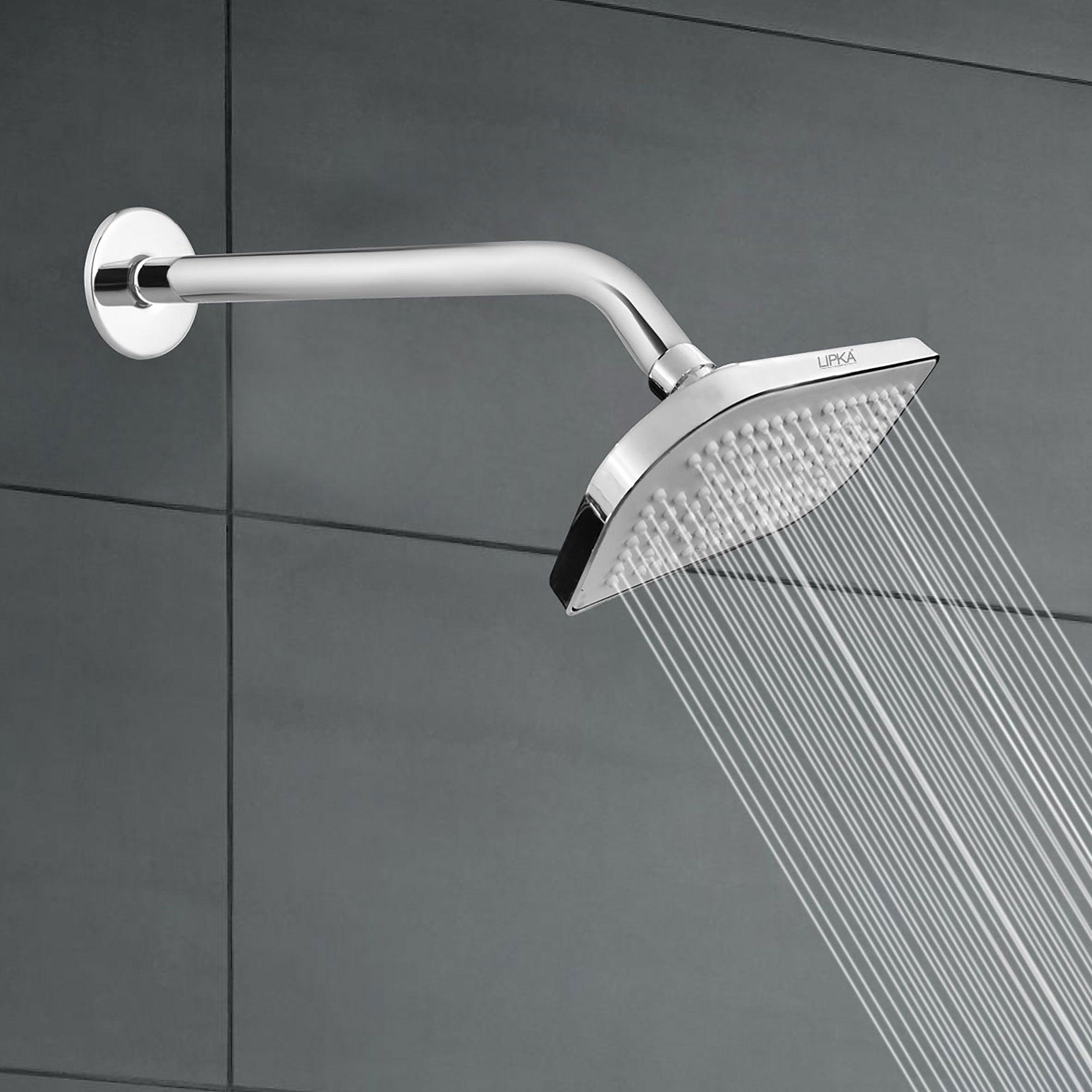 Madrid Overhead Shower (3.25 x 5 Inches) in bathroom